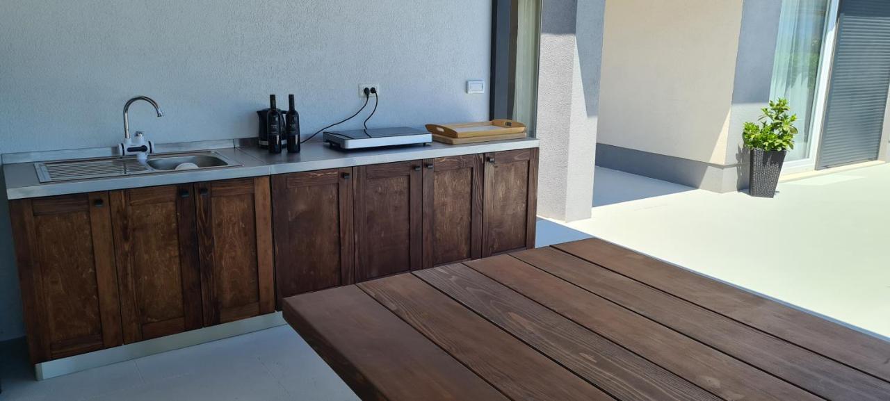 Villa Sky - Heating Pool Kastel Novi Exterior photo